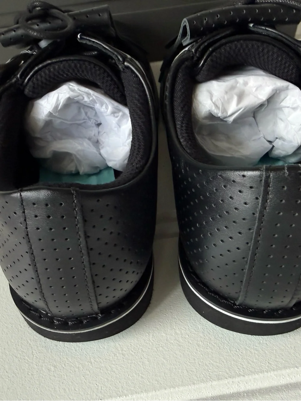 G/FORE GFORE GALLIVANTER PERFORATED LEATHER KILTIE GOLF SHOE Women 8M Black NEW - Picture 5 of 7